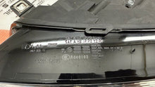 Laden Sie das Bild in den Galerie-Viewer, Frontscheinwerfer Audi Q5 8R0941029AF Xenon Links Scheinwerfer Headlight