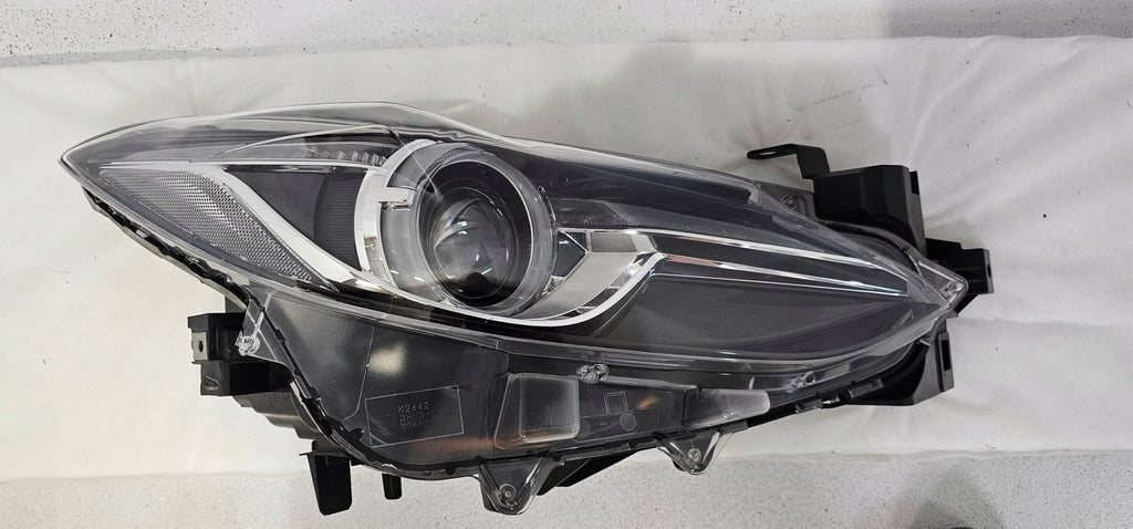 Frontscheinwerfer Mazda 3 Bm BHN3-51030 Rechts Scheinwerfer Headlight SCH6726505982ps