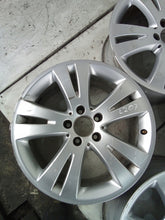 Load image into Gallery viewer, 4x Alufelge 17 Zoll 7.5" 5x112 47ET A2044010402 Mercedes-Benz Rim Wheel FEL5142854481tv