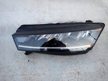 Laden Sie das Bild in den Galerie-Viewer, Frontscheinwerfer Skoda Octavia IV Links Scheinwerfer Headlight SCH4089644801yp
