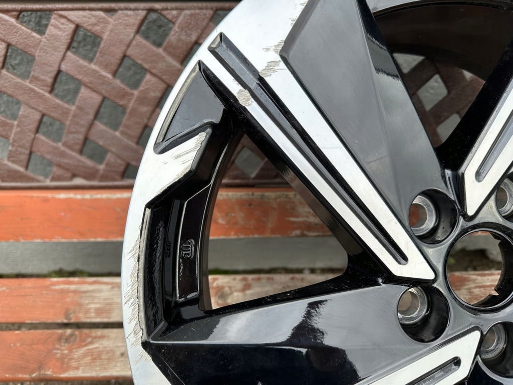 1x Alufelge 18 Zoll 7.0" 5x114.3 38ET Mitsubishi Outlander Eclipse Cross