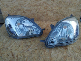 Frontscheinwerfer Toyota Yaris Ein Stück (Rechts oder Links) Headlight SCH3485622567vz