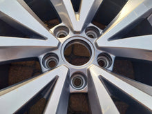 Load image into Gallery viewer, 1x Alufelge 17 Zoll 7.0" 5x112 45ET Silber 2GA601025B VW T-Roc I Rim Wheel FEL8476407659tx