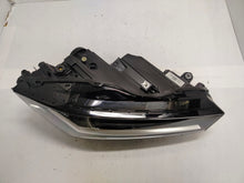 Laden Sie das Bild in den Galerie-Viewer, Frontscheinwerfer Skoda Superb 3P1941016 LED Rechts Scheinwerfer Headlight SCH3035245655xw