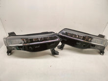 Load image into Gallery viewer, Frontscheinwerfer Renault Megane Etech 260605490R LED Rechts oder Links