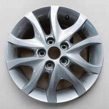 Laden Sie das Bild in den Galerie-Viewer, 1x Alufelge 16 Zoll 6.0&quot; 5x114.3 50ET Glanz Silber 52910-2L200 Hyundai I30 I40