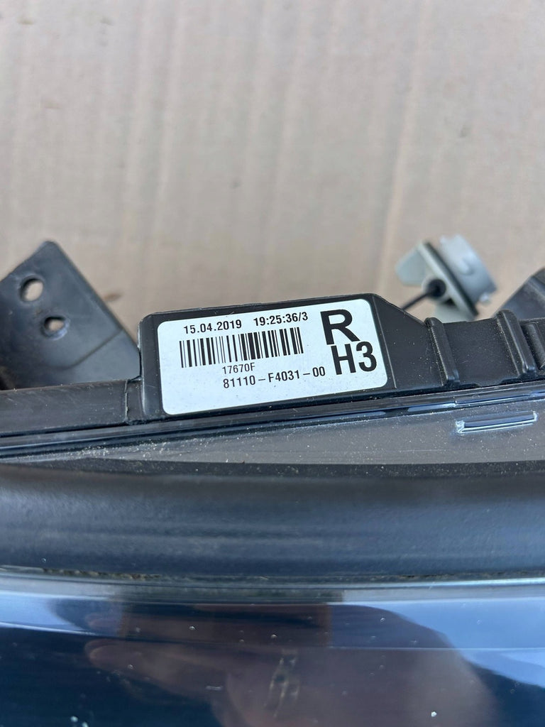 Frontscheinwerfer Toyota C-Hr Chr 81110F4031 Rechts Scheinwerfer Headlight SCH9886620049mh