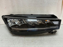 Laden Sie das Bild in den Galerie-Viewer, Frontscheinwerfer Skoda Octavia IV 5E4941016 Full LED Rechts Headlight SCH5229844679iq