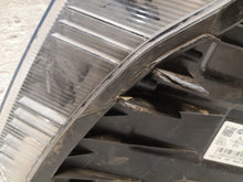 Load image into Gallery viewer, Frontscheinwerfer Man Tge Crafter 7C1941006 Rechts Scheinwerfer Headlight SCH3416500042mc