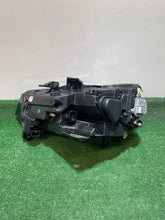 Laden Sie das Bild in den Galerie-Viewer, Frontscheinwerfer Audi Q2 81A941012 Rechts Scheinwerfer Headlight SCH7160122040qn