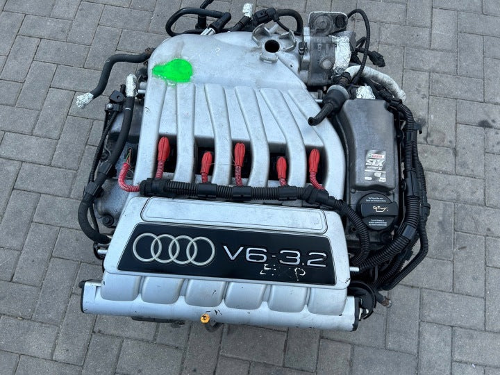 Motor Audi Renault A3 I BDB 3.2 250PS 184kW 168TKm Benzin Engine Komplett MOT4368035995ba