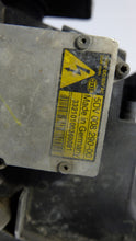 Laden Sie das Bild in den Galerie-Viewer, Frontscheinwerfer Mercedes-Benz W163 Xenon Links Scheinwerfer Headlight SCH2134398039ln