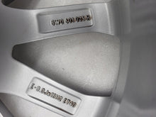 Load image into Gallery viewer, 1x Alufelge 18 Zoll 8.0" 5x112 40ET Glanz Silber 8W0601025H Audi A4 Rim Wheel FEL5601263232gl