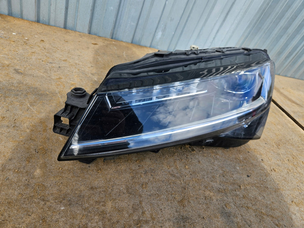 Frontscheinwerfer Skoda Superb III 3V1941015D LED Links Scheinwerfer Headlight SCH9777830501ow