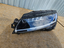 Laden Sie das Bild in den Galerie-Viewer, Frontscheinwerfer Skoda Superb III 3V1941015D LED Links Scheinwerfer Headlight SCH9777830501ow
