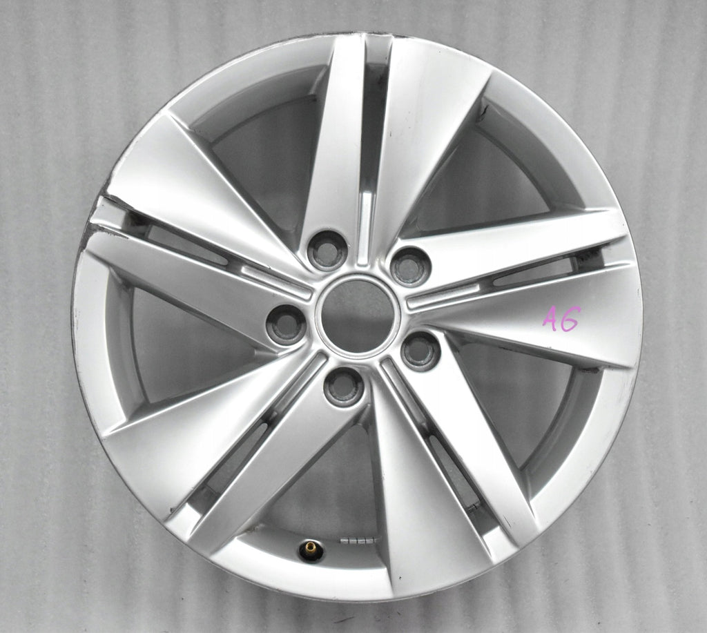 1x Alufelge 16 Zoll 7.0" 5x112 48ET Glanz Silber 5H0601025 VW Golf Rim Wheel