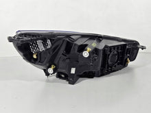 Laden Sie das Bild in den Galerie-Viewer, Frontscheinwerfer Ford Focus NX7B-13E015-CF LED Links Scheinwerfer Headlight SCH3859403508sk