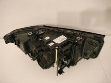 Load image into Gallery viewer, Frontscheinwerfer BMW 5 G31 G30 5A388C7-03 Links Scheinwerfer Headlight
