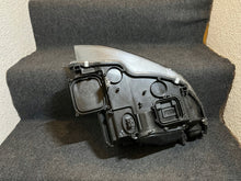 Laden Sie das Bild in den Galerie-Viewer, Frontscheinwerfer BMW 3 E93 Coupe E92 7239919 Links Scheinwerfer Headlight