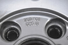 Load image into Gallery viewer, 1x Alufelge 16 Zoll 6.0" 5x112 50ET Glanz Silber 1K0601025Q VW Golf Rim Wheel FEL1902254305jc