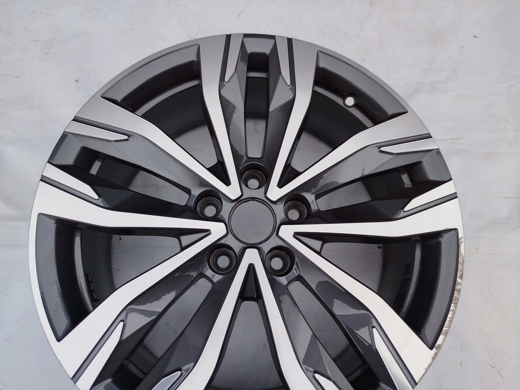 1x Alufelge 18 Zoll 7.5" 5x114.3 46ET Glanz Graphit 403008269 Mg Talisman