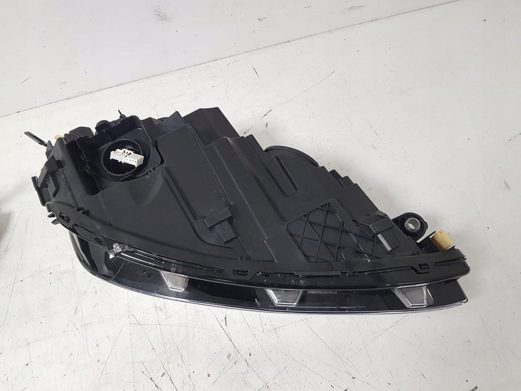 Frontscheinwerfer VW Golf VIII 5H1941005 5H1941006 LED Rechts oder Links SCH8004573936ow