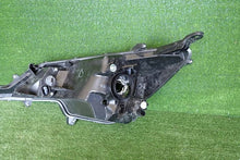 Laden Sie das Bild in den Galerie-Viewer, Frontscheinwerfer Mitsubishi Space Star 8301D446 Rechts Scheinwerfer Headlight SCH4506034590tu