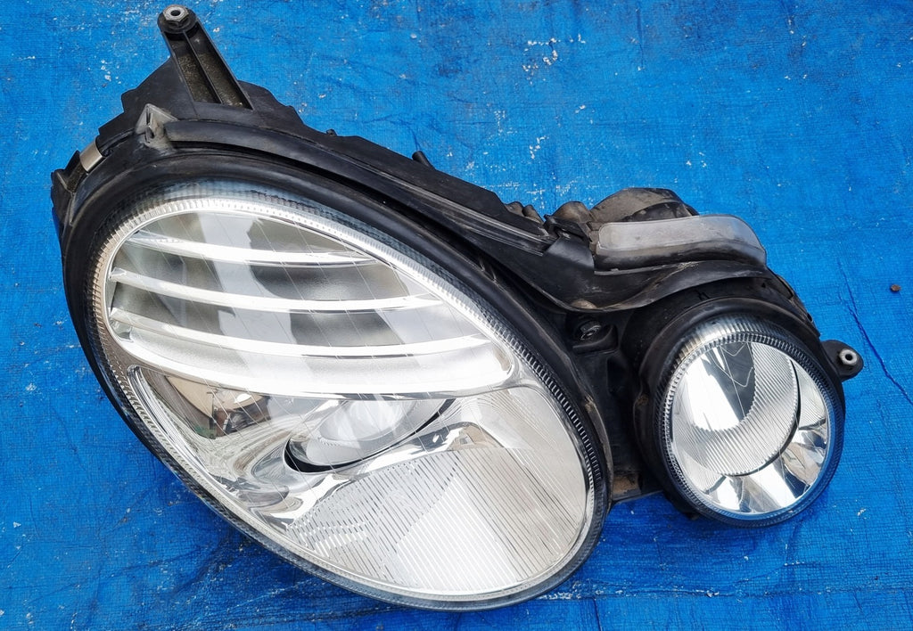 Frontscheinwerfer Mercedes-Benz W211 A2118202961 FALSE Scheinwerfer Headlight SCH9497249281sk