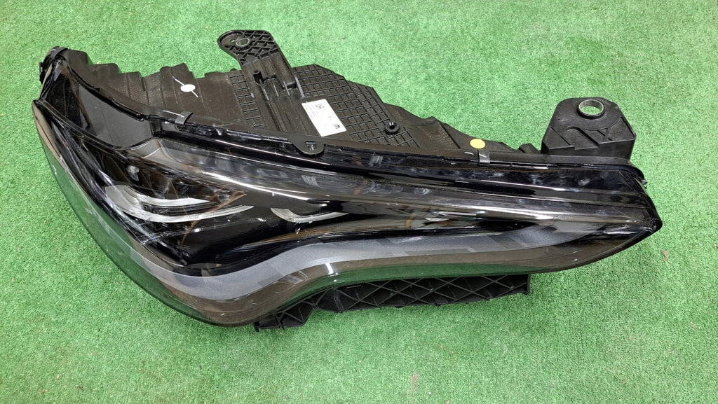 Frontscheinwerfer Alfa Romeo Stelvio Rechts Scheinwerfer Headlight SCH4382834174fu