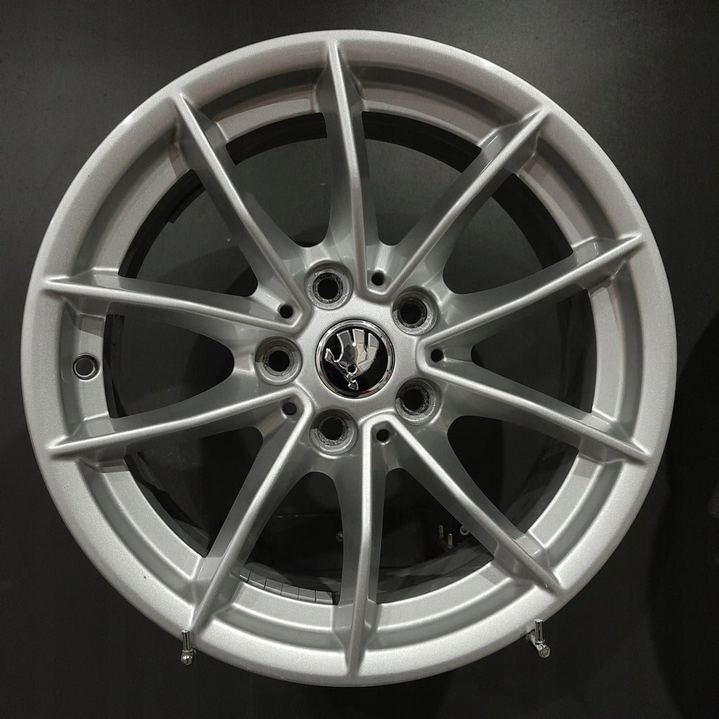 4x Alufelge 16 Zoll 6.5" 5x112 22ET 6876921 Audi I Rim Wheel FEL5270513265dw