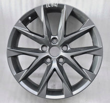 Load image into Gallery viewer, 1x Alufelge 18 Zoll 7.5" 5x112 51ET Glanz Silber 5F0601025AA Seat Leon Rim Wheel FEL1936383653bu