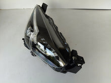Laden Sie das Bild in den Galerie-Viewer, Frontscheinwerfer Mazda 2 D09K-51030 Full LED Rechts Scheinwerfer Headlight