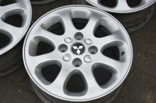 Laden Sie das Bild in den Galerie-Viewer, 4x Alufelge 15 Zoll 6.0" 4x114.3 44ET Mitsubishi Space Star Rim Wheel FEL2568470990vf
