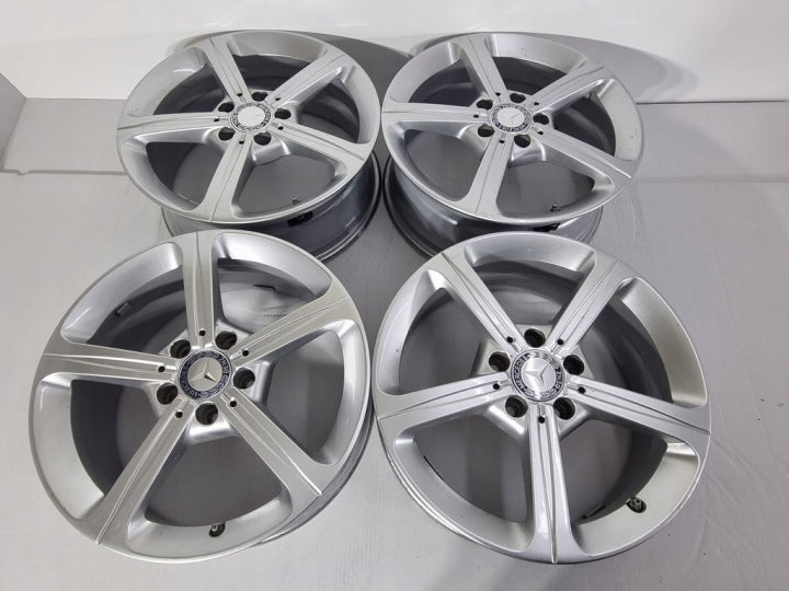 4x Alufelge 17 Zoll 6.5" 5x112 44ET Glanz Silber A1774011200 Mercedes-Benz Cla FEL1381032727wo
