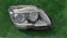 Load image into Gallery viewer, Frontscheinwerfer Mercedes-Benz W204 A2048205461 Xenon Rechts Headlight