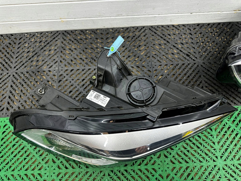 Frontscheinwerfer BMW 1 F40 Ein Satz Scheinwerfer Headlight SCH9619018607id