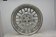 Laden Sie das Bild in den Galerie-Viewer, 1x Alufelge 19 Zoll 8.5&quot; 5x112 43ET Silber 4F0601025BL Audi Rim Wheel