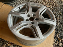 Load image into Gallery viewer, 1x Alufelge 18 Zoll 8.0" 5x112 39ET Glanz Silber 8R0601025A Audi Q5 Rim Wheel FEL1707425127gj