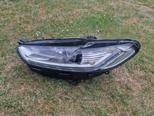 Laden Sie das Bild in den Galerie-Viewer, Frontscheinwerfer Ford Mondeo ES7313D155AC Links Scheinwerfer Headlight SCH7380121076mw