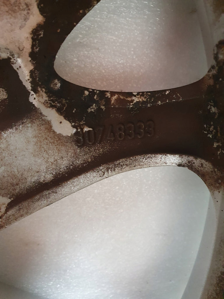 1x Alufelge 16 Zoll 7.0" 5x108 49ET 30748333, 30639359 Volvo S60 V70 V50