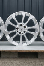 Laden Sie das Bild in den Galerie-Viewer, 4x Alufelge 17 Zoll 6.5" 5x112 38ET Silber A1564011700 Mercedes-Benz Rim Wheel FEL9341666349tq