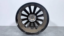 Laden Sie das Bild in den Galerie-Viewer, 1x Alufelge 18 Zoll 5x114.3 403002502R Renault E-Tech Rim Wheel FEL4303211215dr