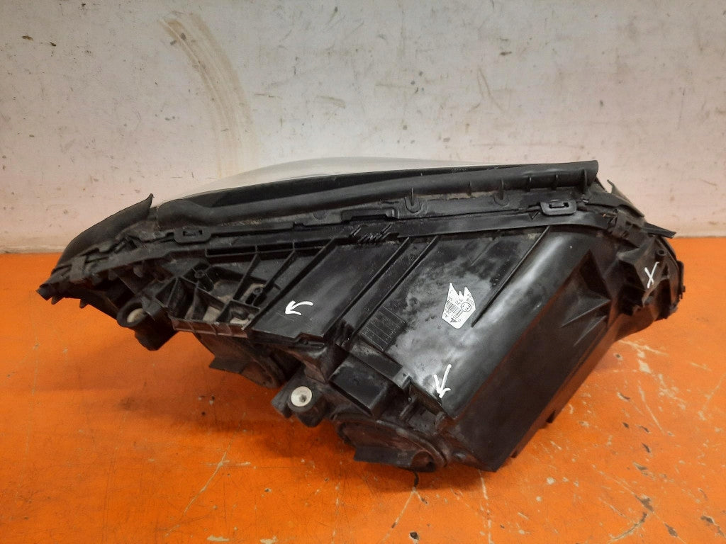 Frontscheinwerfer Mercedes-Benz W205 Ein Stück (Rechts oder Links) Headlight SCH9578240375ad