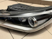 Laden Sie das Bild in den Galerie-Viewer, Frontscheinwerfer Hyundai I30 III 92101-G4100 Full LED Links Headlight