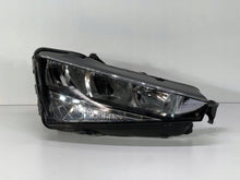 Laden Sie das Bild in den Galerie-Viewer, Frontscheinwerfer Skoda Scala 90176072 Rechts Scheinwerfer Headlight SCH2562985590ln