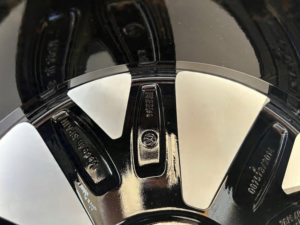 4x Alufelge 18 Zoll 7.0" 5x112 39ET Glanz Schwarz 2GM601025F VW T-Cross T Cross