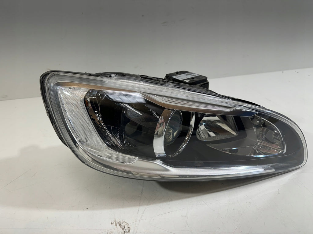 Frontscheinwerfer Volvo V60 I Xenon Rechts Scheinwerfer Headlight SCH5064913730yc