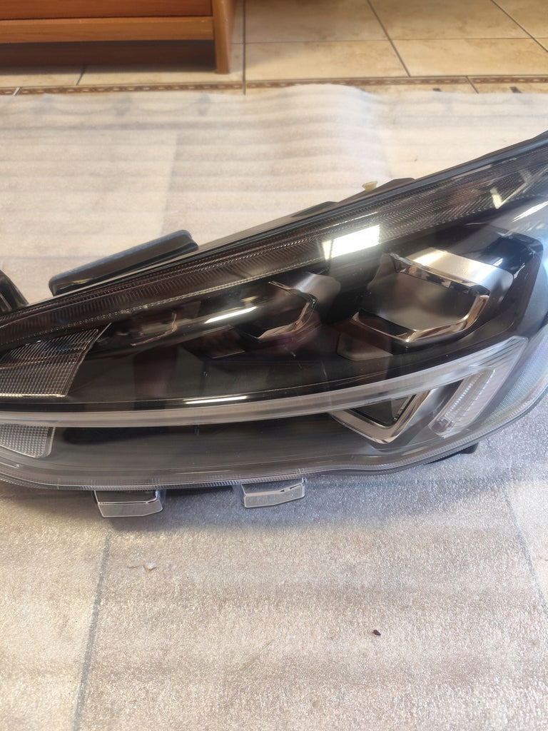 Frontscheinwerfer Ford Focus MX7B-13E015-ED Links Scheinwerfer Headlight SCH3966197237mh