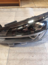 Load image into Gallery viewer, Frontscheinwerfer Ford Focus MX7B-13E015-ED Links Scheinwerfer Headlight SCH3966197237mh