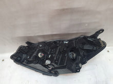 Load image into Gallery viewer, Frontscheinwerfer Toyota Yaris LED Rechts Scheinwerfer Headlight